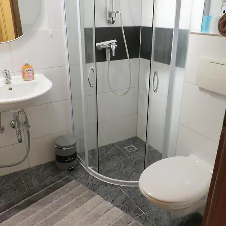 Wohnen In In Der Naehe Des Lanker Sees Апартаменты